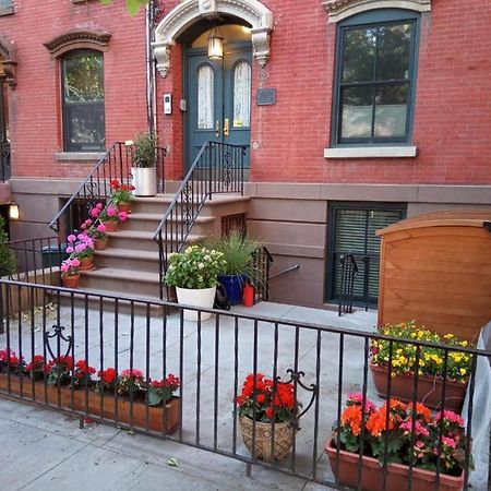 Апартаменты Historic 1869 Brownstone 15 Min To Nyc Downtown Джерси-Сити Экстерьер фото